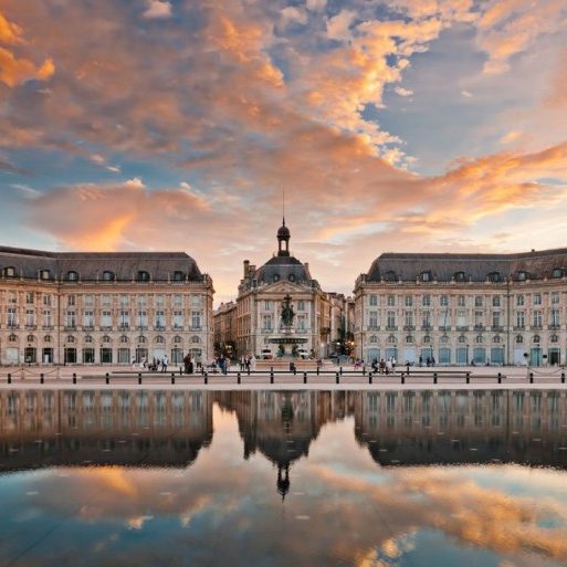Visit Bordeaux city on your own